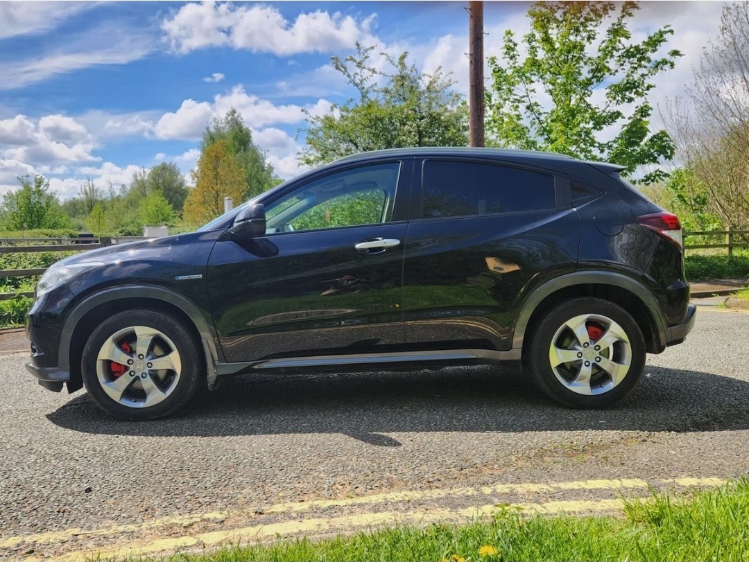 HONDA HR-V 1.5L Auto Hybrid AWD CVT Rear Camera