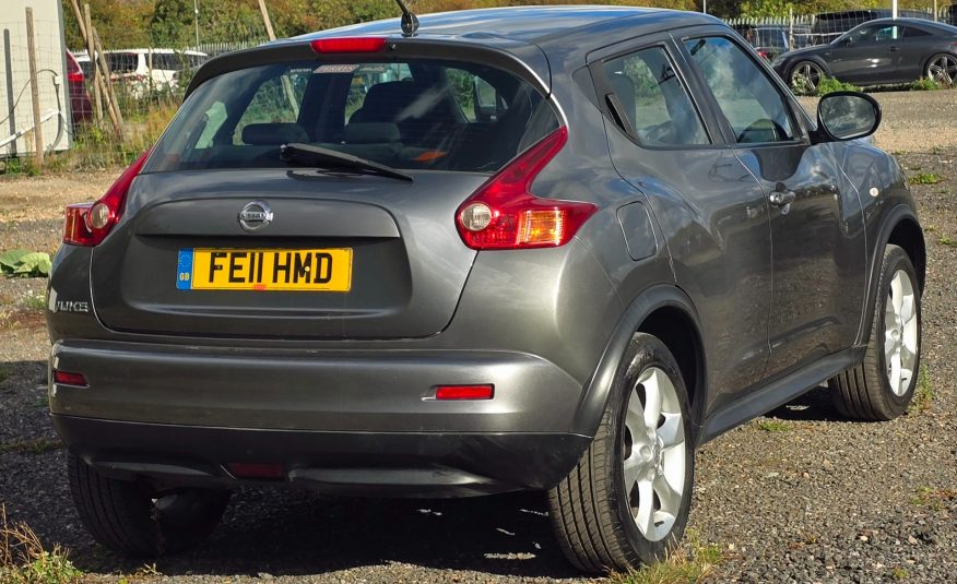NISSAN JUKE 1.6 Acenta SUV 5dr Petrol Manual Euro 5 (117 ps) MD Service History
