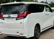 TOYOTA ALPHARD Executive Lounge 2.5 Auto Hybrid Sunroof