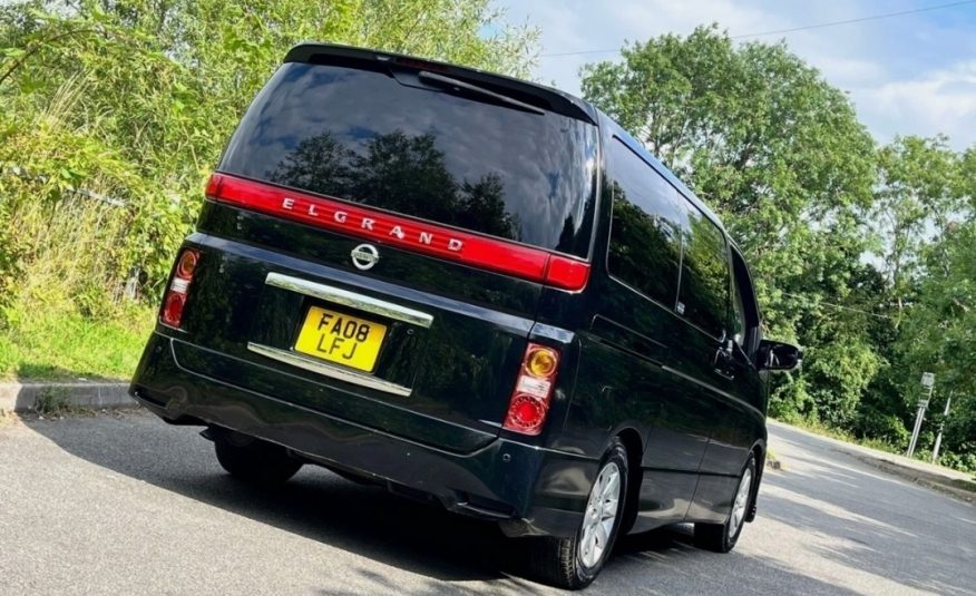 NISSAN ELGRAND Highway Star 3.5 V6 Auto 8 Seater 4X4