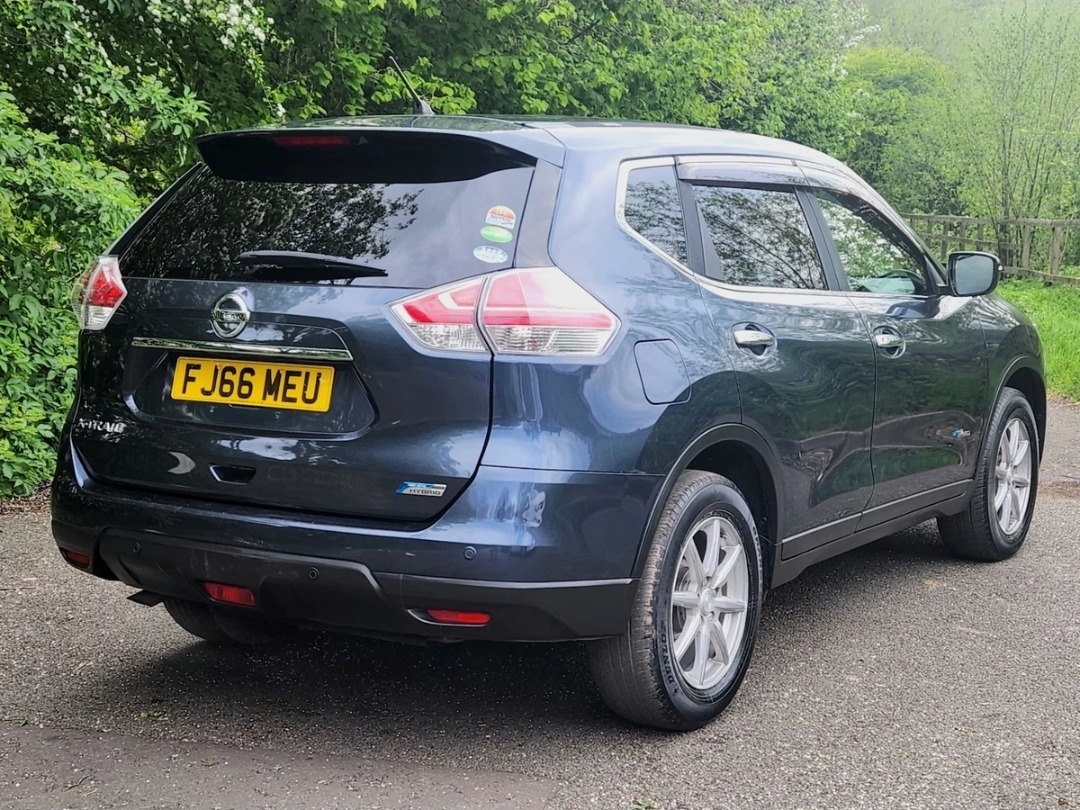 NISSAN X-TRAIL 2.0L Auto Hybrid 4X4 Tecna PureDrive
