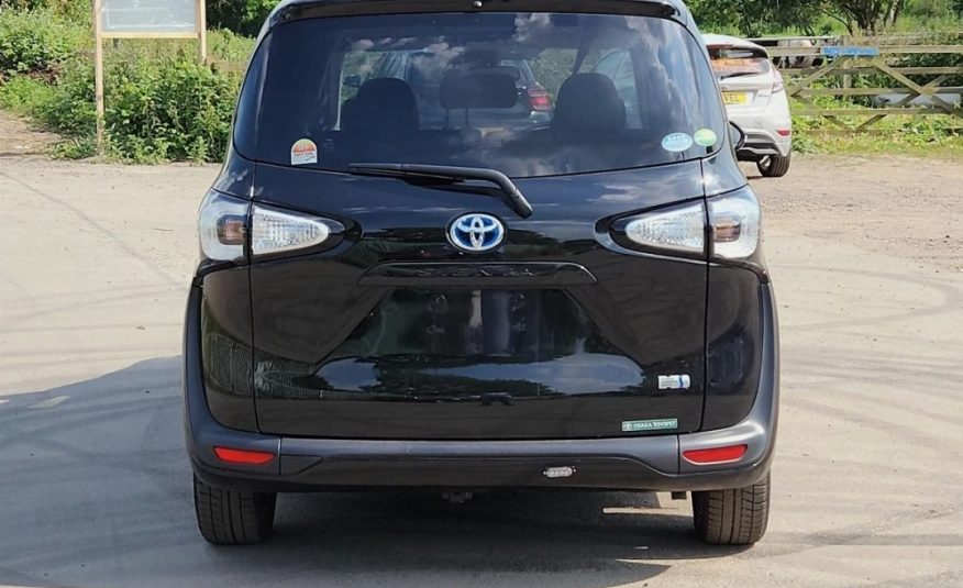 TOYOTA COROLLA Sienta Hybrid 1.5 Auto 7 Seater ULEZ Compliant