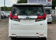 TOYOTA ALPHARD Executive Lounge 2.5 Auto Hybrid Sunroof