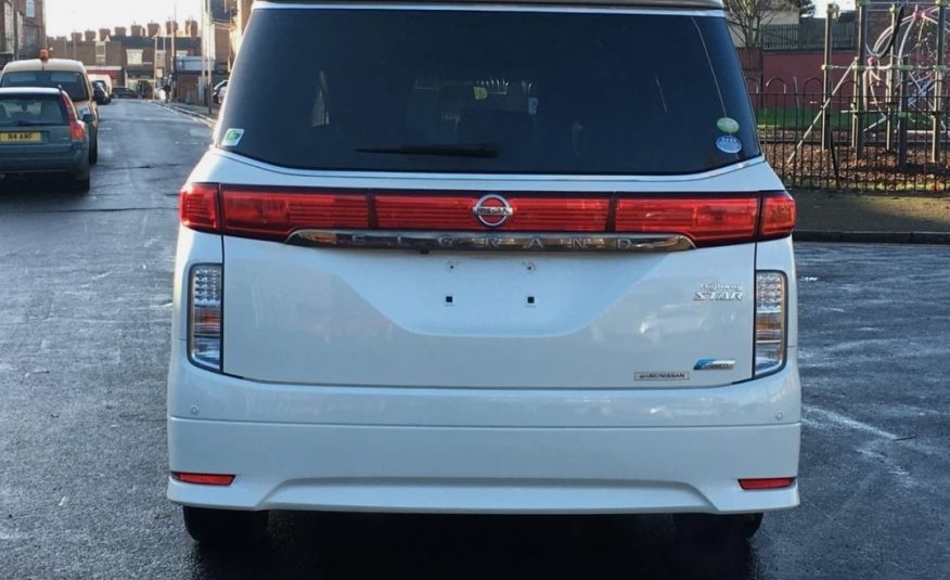 NISSAN ELGRAND Highway Star 3.5 V6 Auto 7 Seater Dual Powerslide Doors