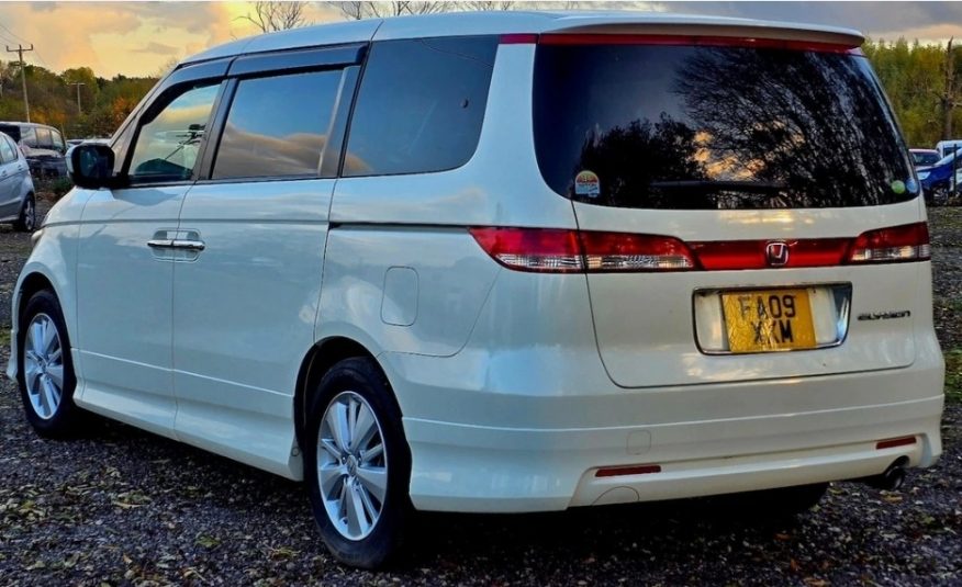 HONDA ELYSION Prestige Edition 2.4 Auto 8 Seater MPV