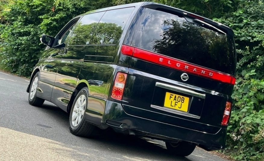 NISSAN ELGRAND Highway Star 3.5 V6 Auto 8 Seater 4X4