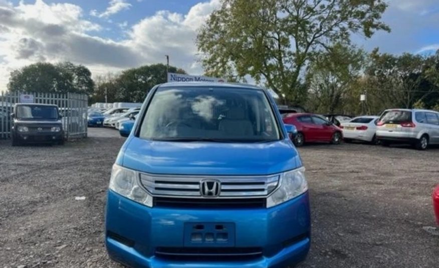 HONDA STEPWAGON 2.0 Auto MPV Dual Powerslide Doors 8 Seats