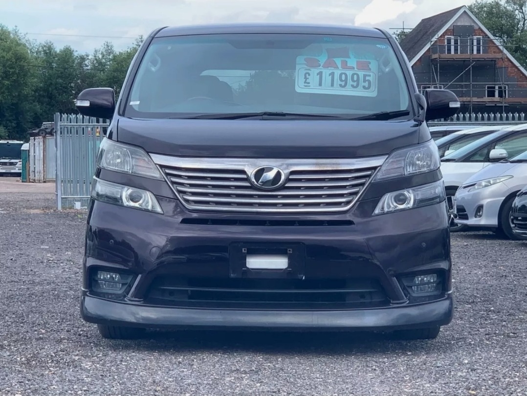 TOYOTA VELLFIRE 2.4 Auto 7 Seater MPV