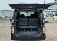 NISSAN ELGRAND HighwayStar ME51 2.5 V6 Auto 8 Seater