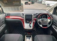 TOYOTA VELLFIRE 2.4 Auto 7 Seater MPV