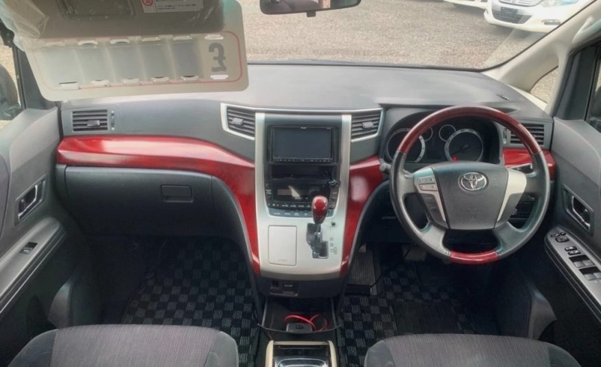 TOYOTA VELLFIRE 2.4 Auto 7 Seater MPV