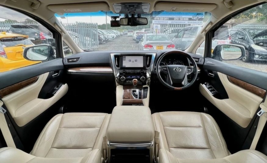 TOYOTA ALPHARD Executive Lounge 2.5 Auto Hybrid Sunroof