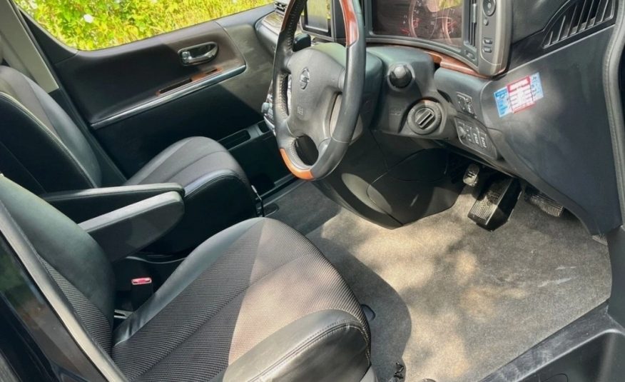NISSAN ELGRAND Highway Star 3.5 V6 Auto 8 Seater 4X4