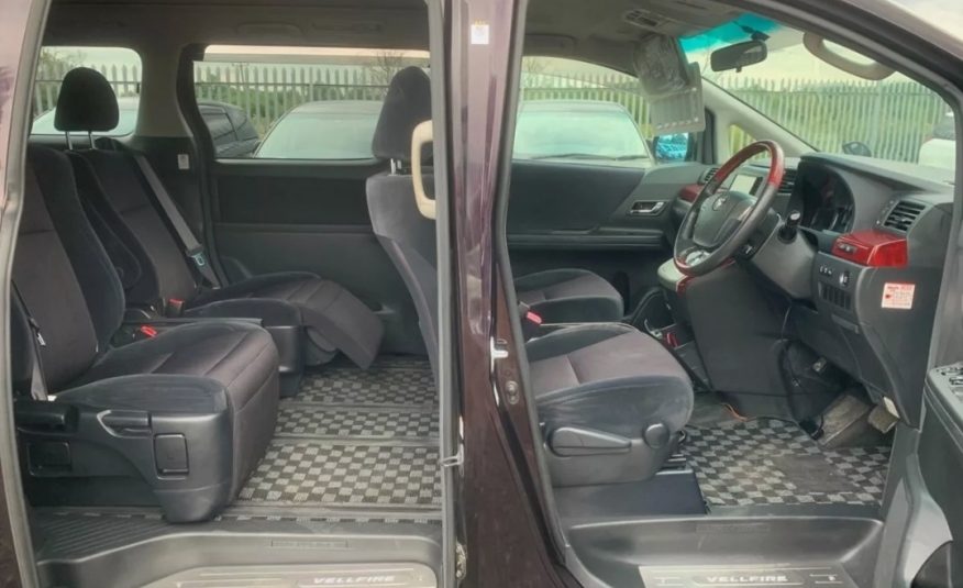 TOYOTA VELLFIRE 2.4 Auto 7 Seater MPV