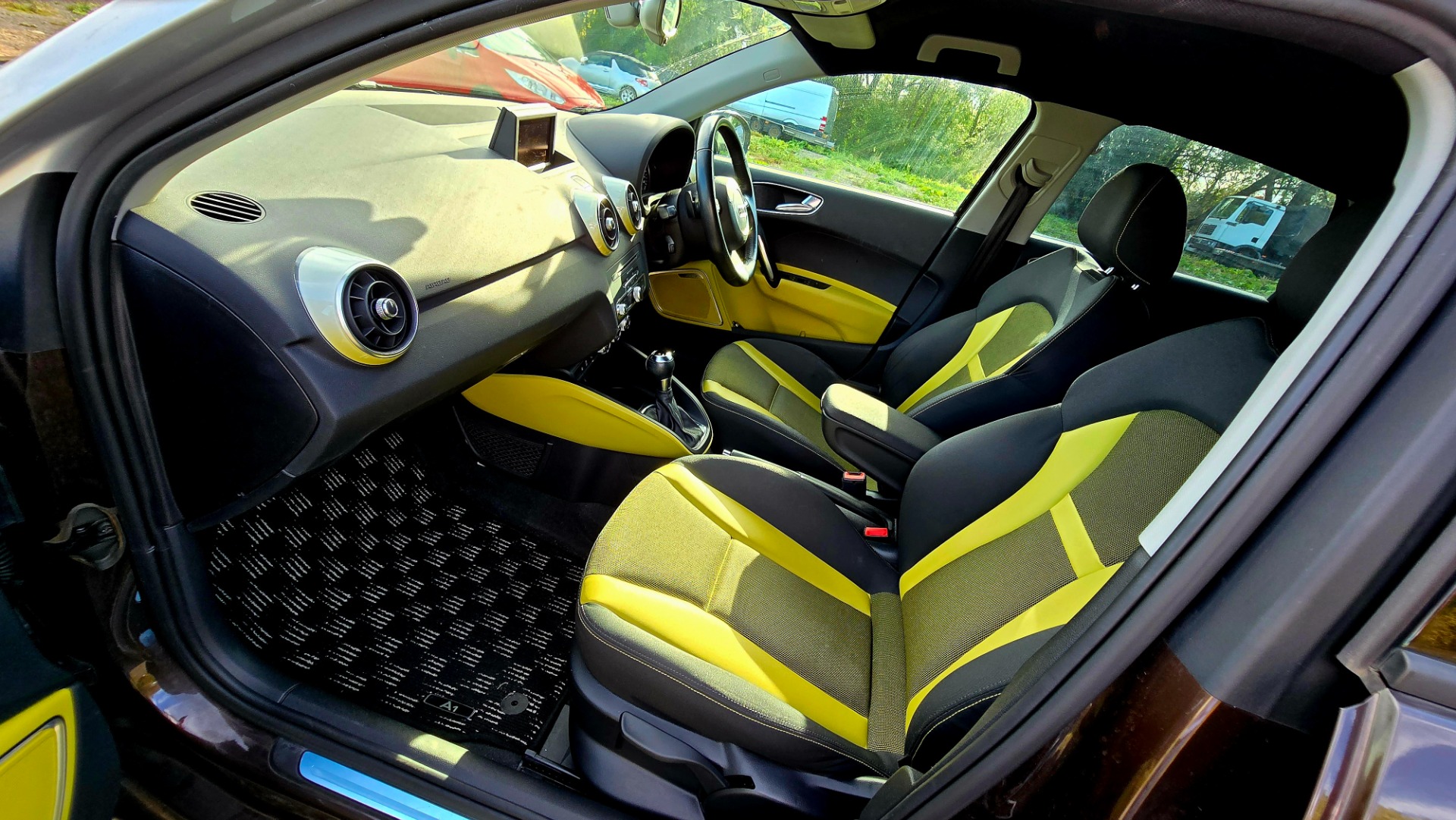 AUDI A1 SPORTBACK 1.4 TFSI Contrast Edition Plus Sportback 5dr Petrol S Tronic Euro 5 (ss) (