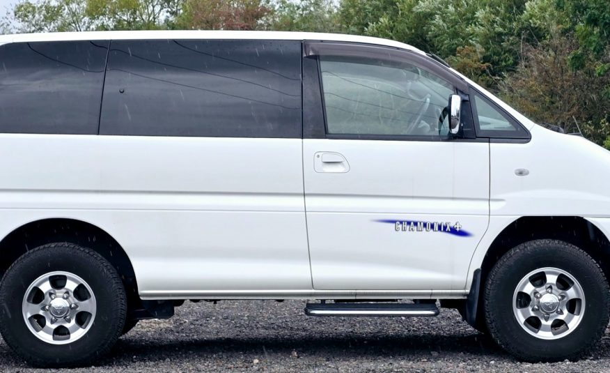 MITSUBISHI DELICA L400 Spacegear Chamonix3.0 Auto V6 4X4 7 Seater twin Sunroof 68k Miles Only