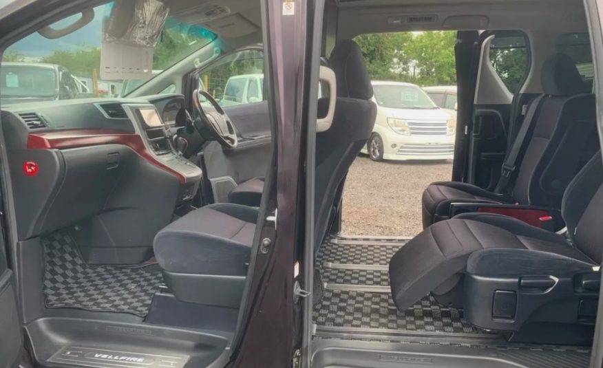 TOYOTA VELLFIRE 2.4 Auto 7 Seater MPV