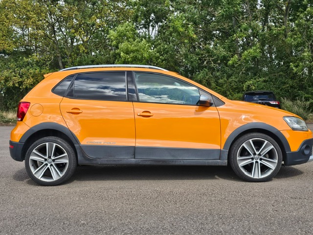 Volkswagen Cross Polo 1.2 TSI Automatic