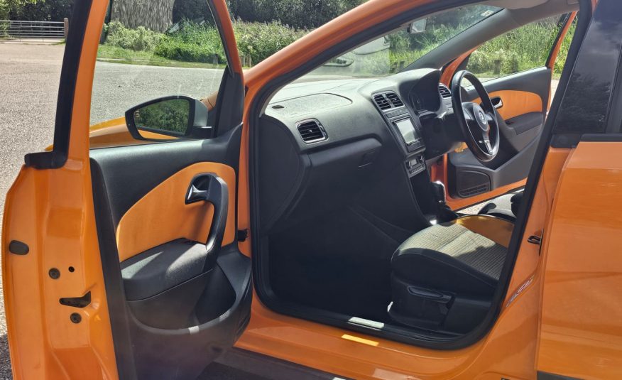 Volkswagen Cross Polo 1.2 TSI Automatic