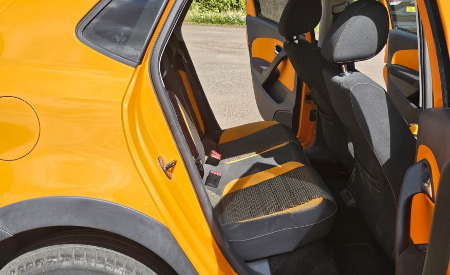 Volkswagen Cross Polo 1.2 TSI Automatic