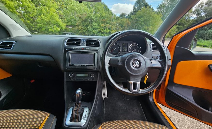 Volkswagen Cross Polo 1.2 TSI Automatic