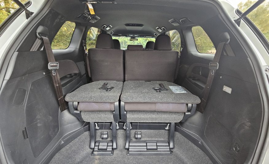 Toyota Estima 67 Reg 2.4L Automatic MPV Adaptive Cruise Control