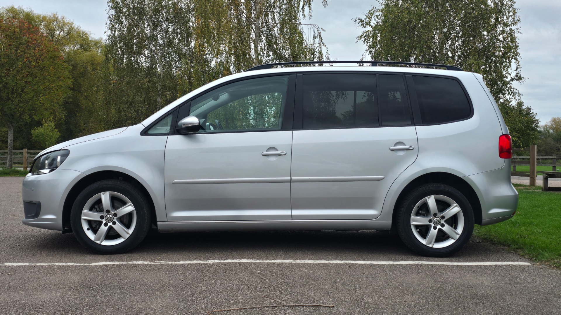 VOLKSWAGEN TOURAN 1.4 TSI SE Auto 7 Seater MPV 5dr Petrol DSG Euro 5 (140 ps) 53k Miles Only
