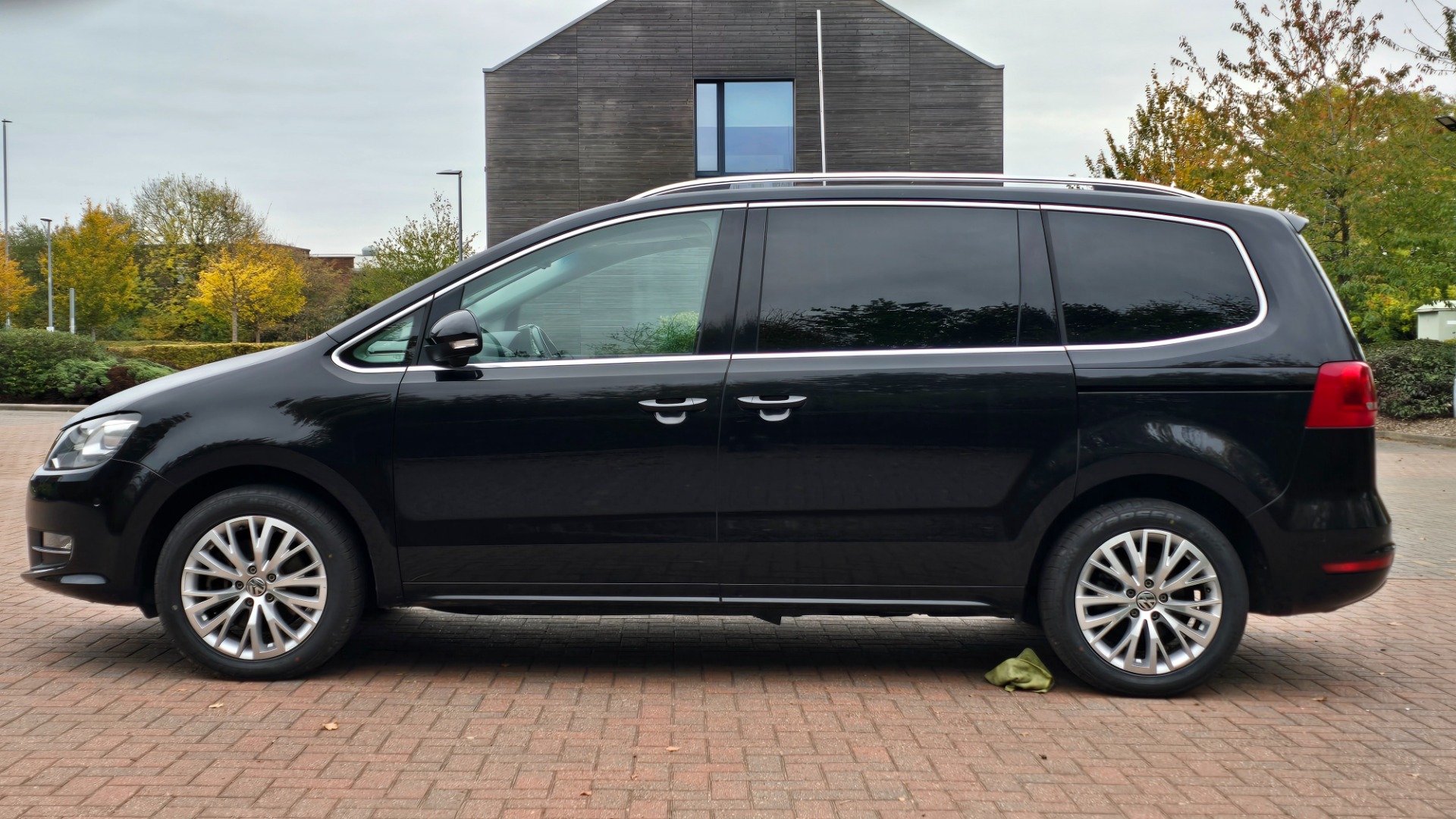 VOLKSWAGEN SHARAN 1.4 TSI BlueMotion Tech SE MPV Auto DSG Leather Seats 1 Year Warranty Ulez