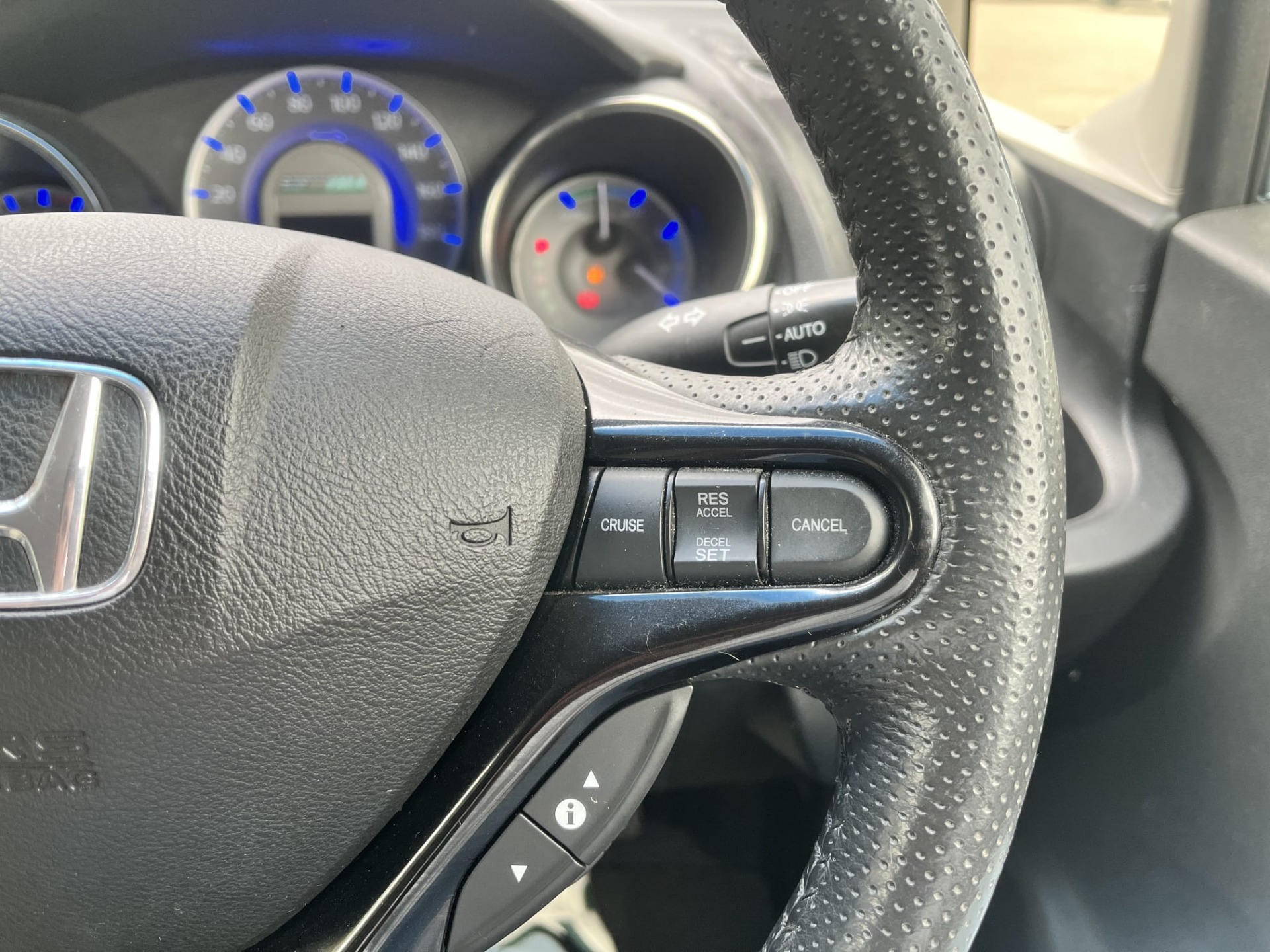 HONDA FIT Jazz Shuttle GP2 Hybrid IMA Automatic CC