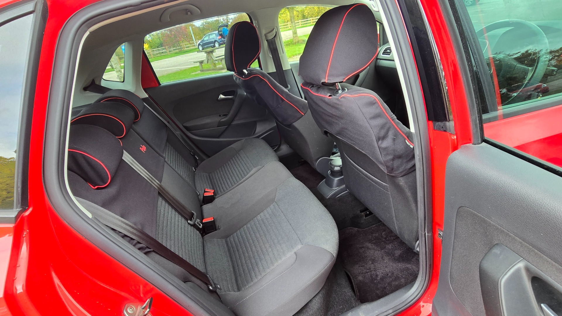 VOLKSWAGEN POLO 1.2 TSI BlueMotion Auto Tech SE Hatchback 5dr Petrol DSG 29k Miles Only
