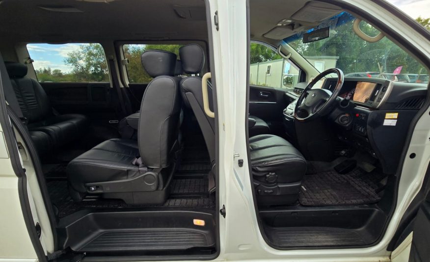 NISSAN ELGRAND Highway Star 3.5 V6 Auto 4X4 8 Seater MPV