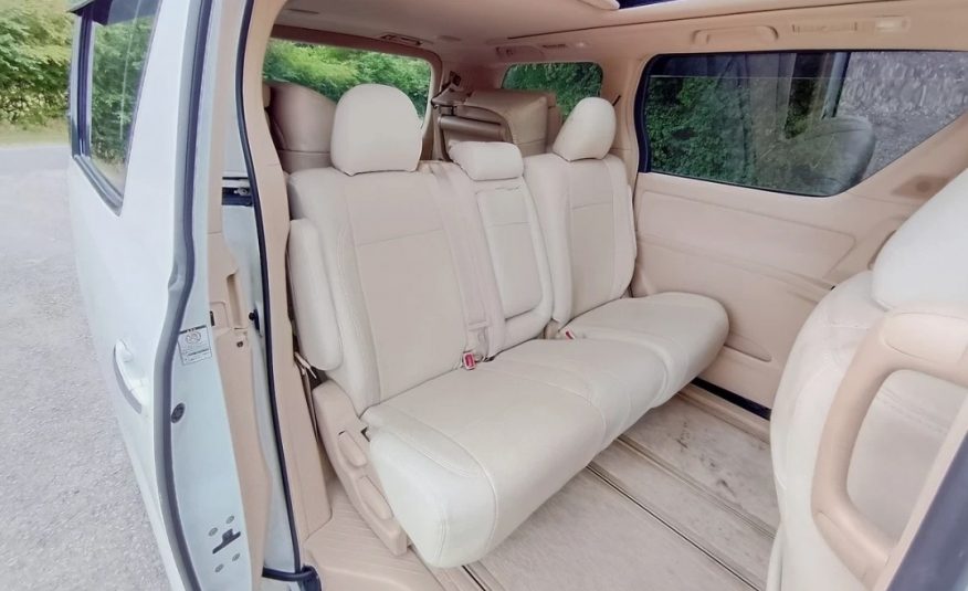 TOYOTA ALPHARD ANH20 2.4 Auto 8 Seater Sunroof Dual AC 7-Speed CVT MPV