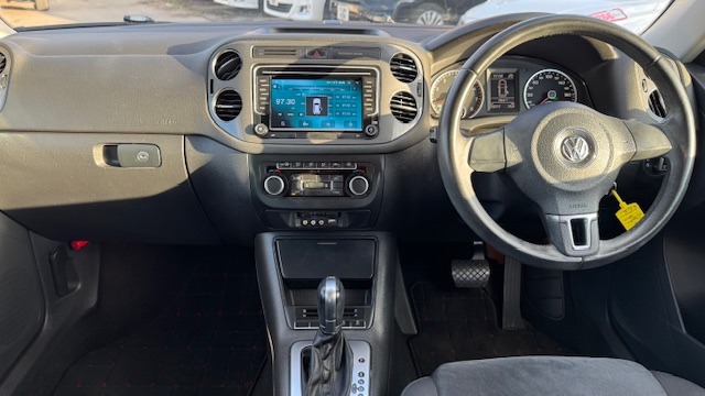VOLKSWAGEN TIGUAN TSI 1.4 TSI BlueMotion Tech SE Auto