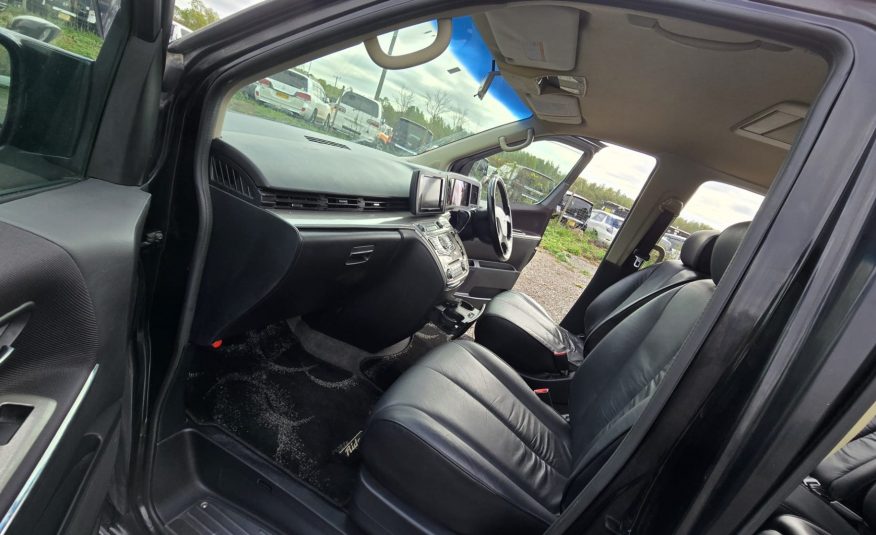 NISSAN ELGRAND Rider Autech ME51 2.5 V6 Automatic MPV Low Mileage 31k Guaranteed