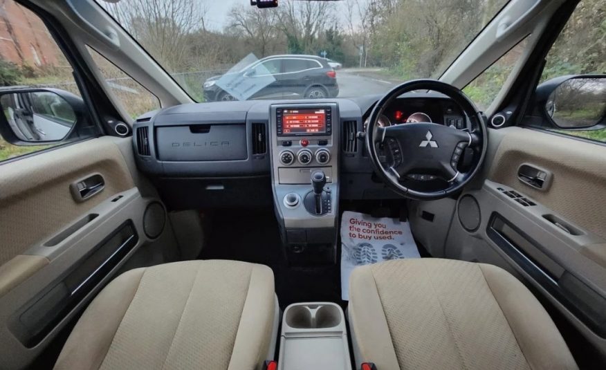 MITSUBISHI DELICA D5 2.4 Auto 8 Seater Electric Doors/Boot 4X4