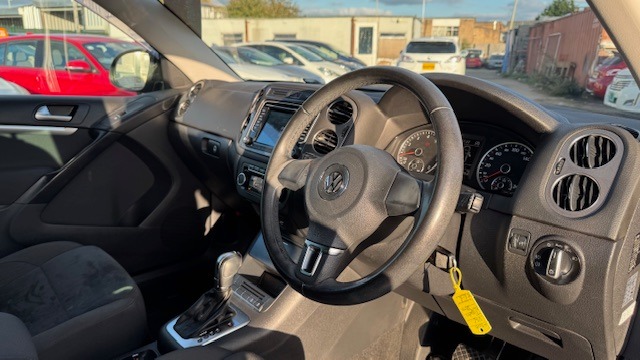 VOLKSWAGEN TIGUAN TSI 1.4 TSI BlueMotion Tech SE Auto