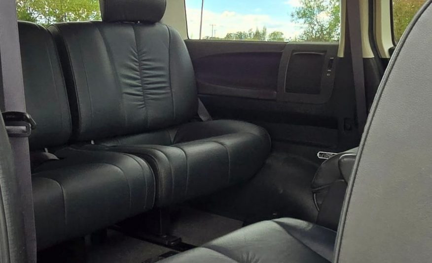 NISSAN ELGRAND Highway Star 3.5 V6 Auto 4X4 8 Seater MPV