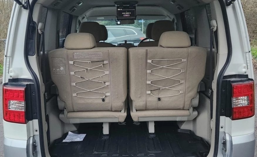 MITSUBISHI DELICA D5 2.4 Auto 8 Seater Electric Doors/Boot 4X4