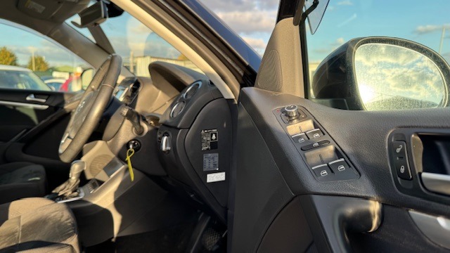 VOLKSWAGEN TIGUAN TSI 1.4 TSI BlueMotion Tech SE Auto