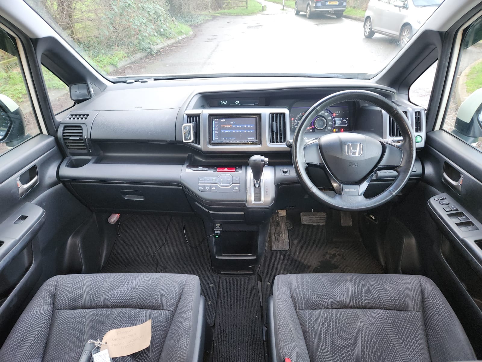 HONDA STEPWGN Spada JDM Import 2.0 Automatic 8 Seater MPV