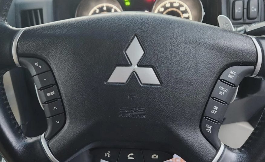 MITSUBISHI DELICA D5 2.4 Auto 8 Seater Electric Doors/Boot 4X4