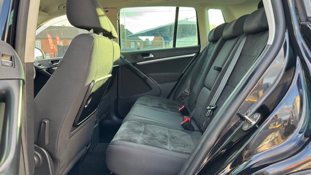VOLKSWAGEN TIGUAN TSI 1.4 TSI BlueMotion Tech SE Auto
