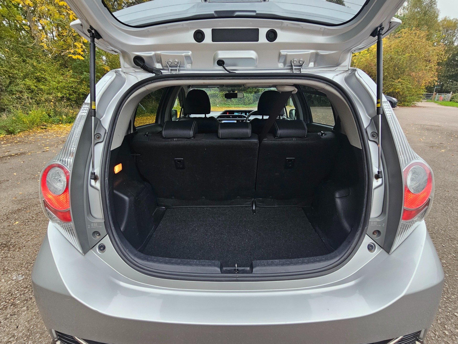 TOYOTA AQUA HYBRID AUTO 1.5 Auto Hybrid Automatic