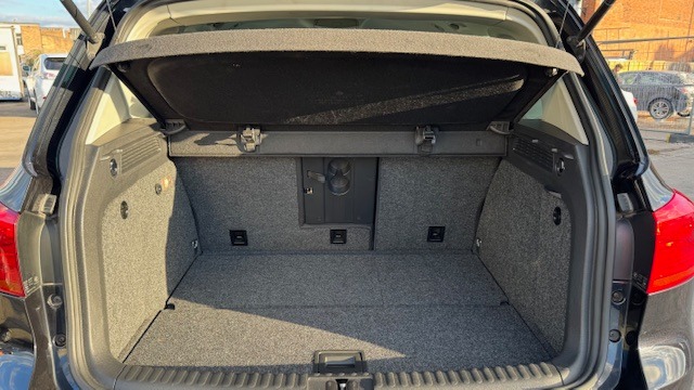 VOLKSWAGEN TIGUAN TSI 1.4 TSI BlueMotion Tech SE Auto