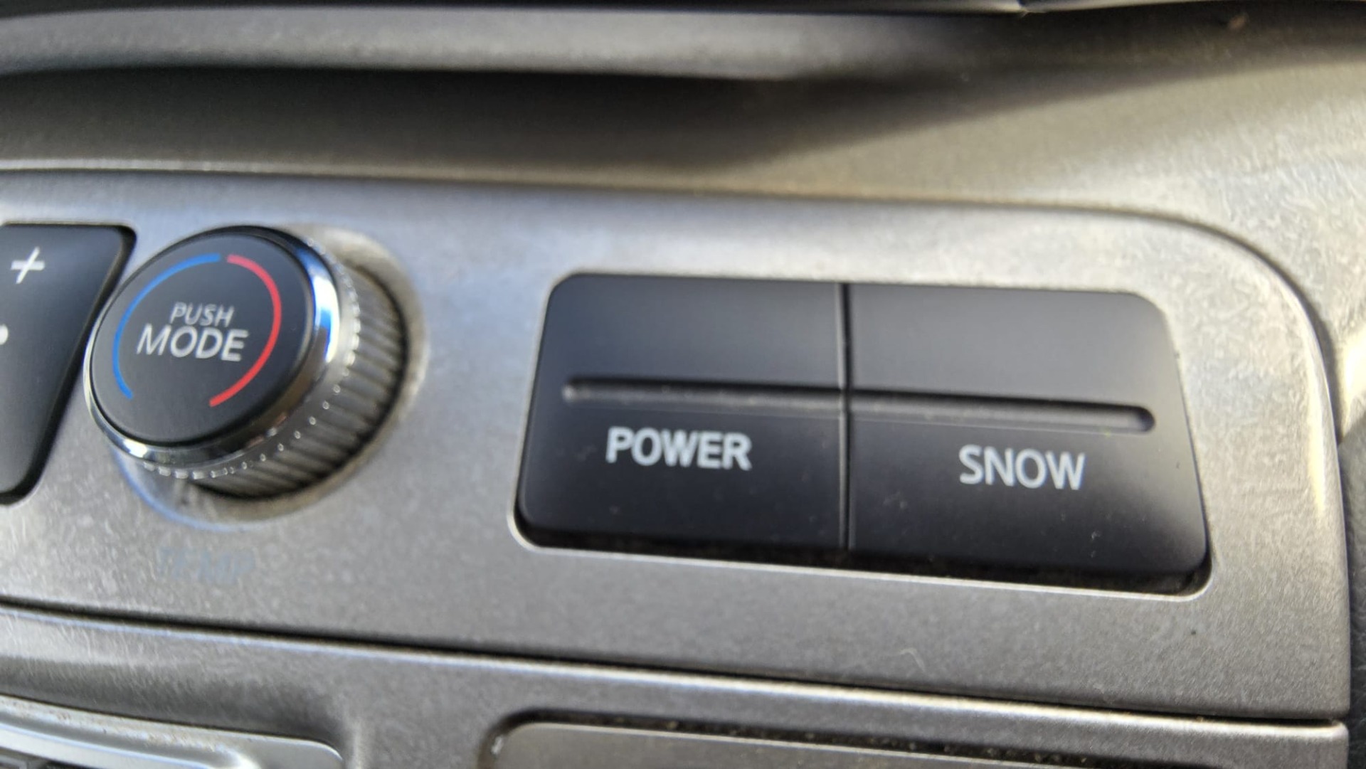 NISSAN ELGRAND Rider Autech ME51 2.5 V6 Automatic MPV Low Mileage 31k Guaranteed