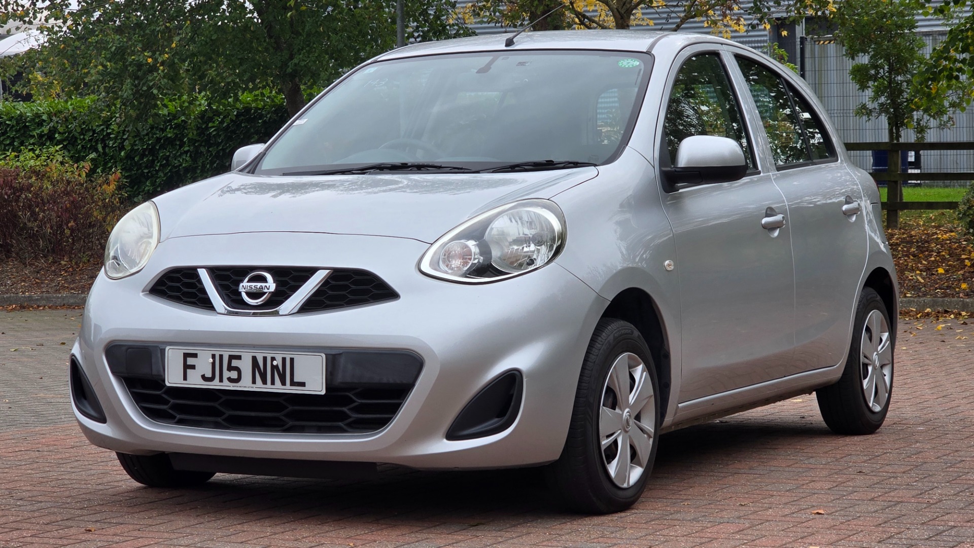 NISSAN MICRA (March) 1.2 DIG-S Auto Tekna Hatchback 5dr Petrol CVT Euro 5 (ss) (98 ps)