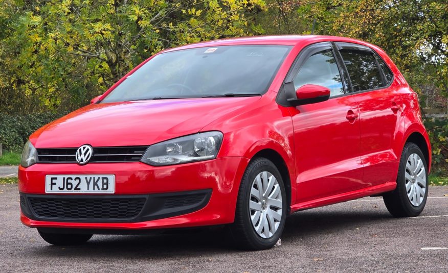 VOLKSWAGEN POLO 1.2 TSI BlueMotion Auto Tech SE Hatchback 5dr Petrol DSG 29k Miles Only