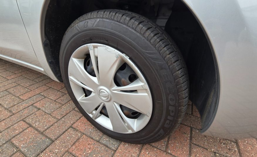 NISSAN MICRA (March) 1.2 DIG-S Auto Tekna Hatchback 5dr Petrol CVT Euro 5 (ss) (98 ps)