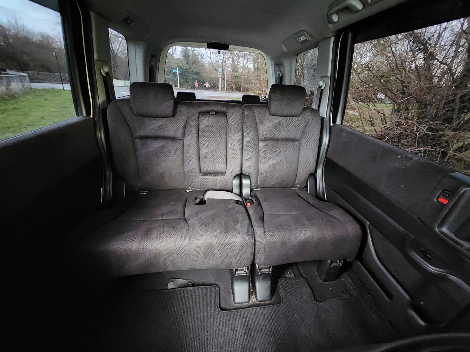 HONDA STEPWGN Spada JDM Import 2.0 Automatic 8 Seater MPV