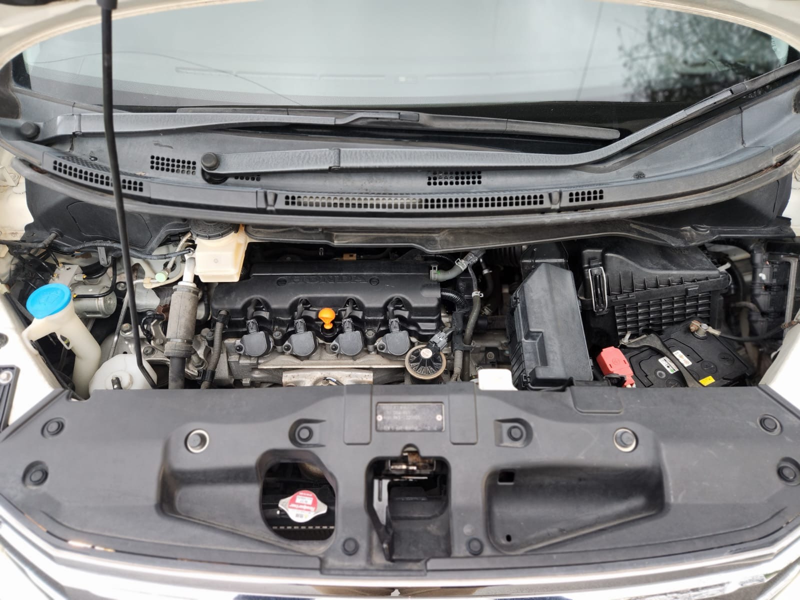 HONDA STEPWGN Spada JDM Import 2.0 Automatic 8 Seater MPV